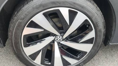 2021 Volkswagen ID.4 - Images - 32